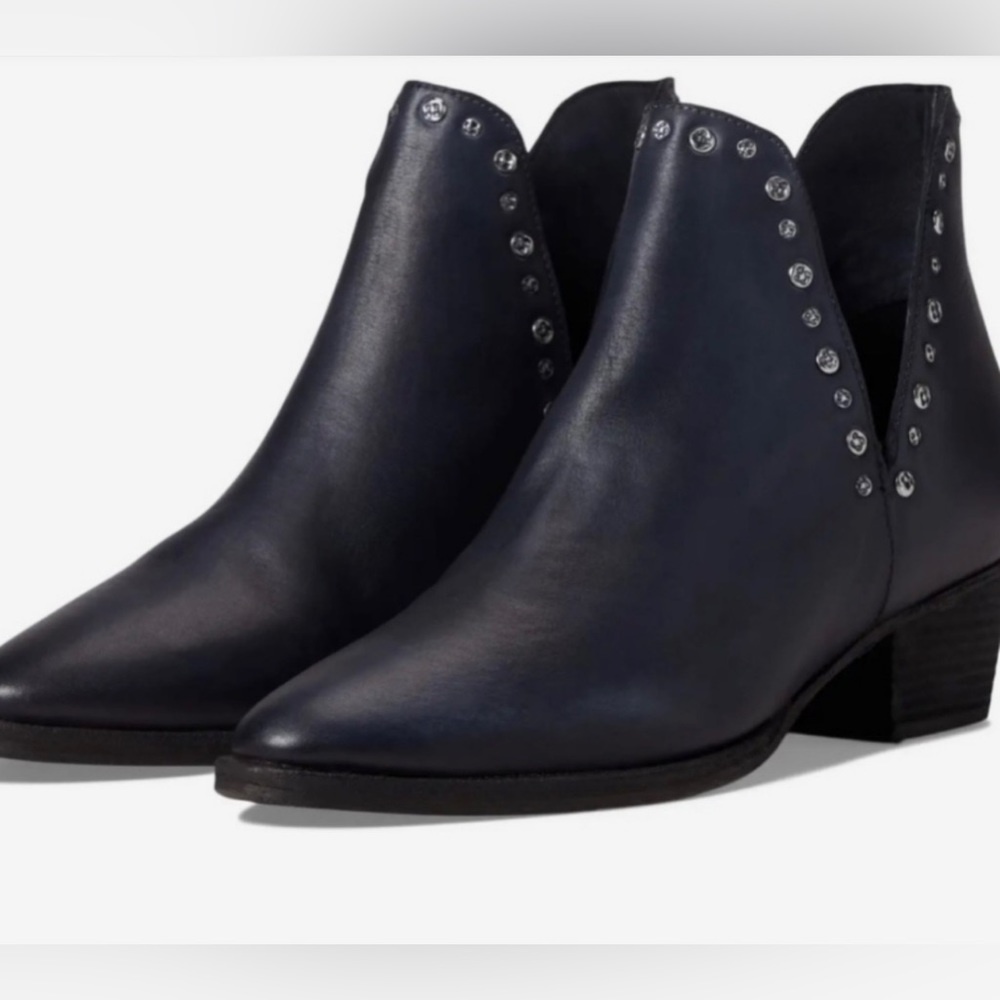 NWT Free People Studded Charm Double V boots - 7.5, 9.5